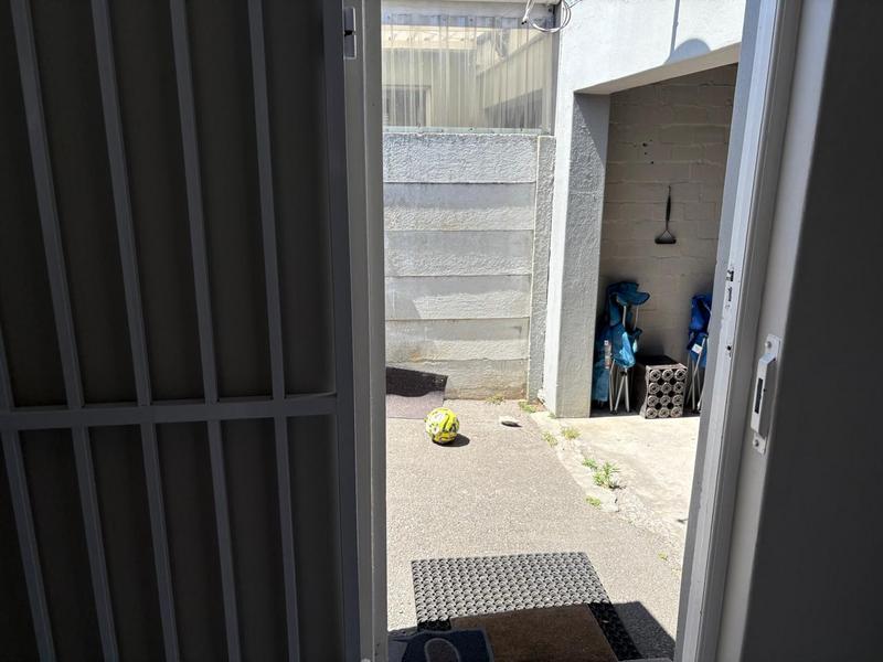 2 Bedroom Property for Sale in Retreat Western Cape